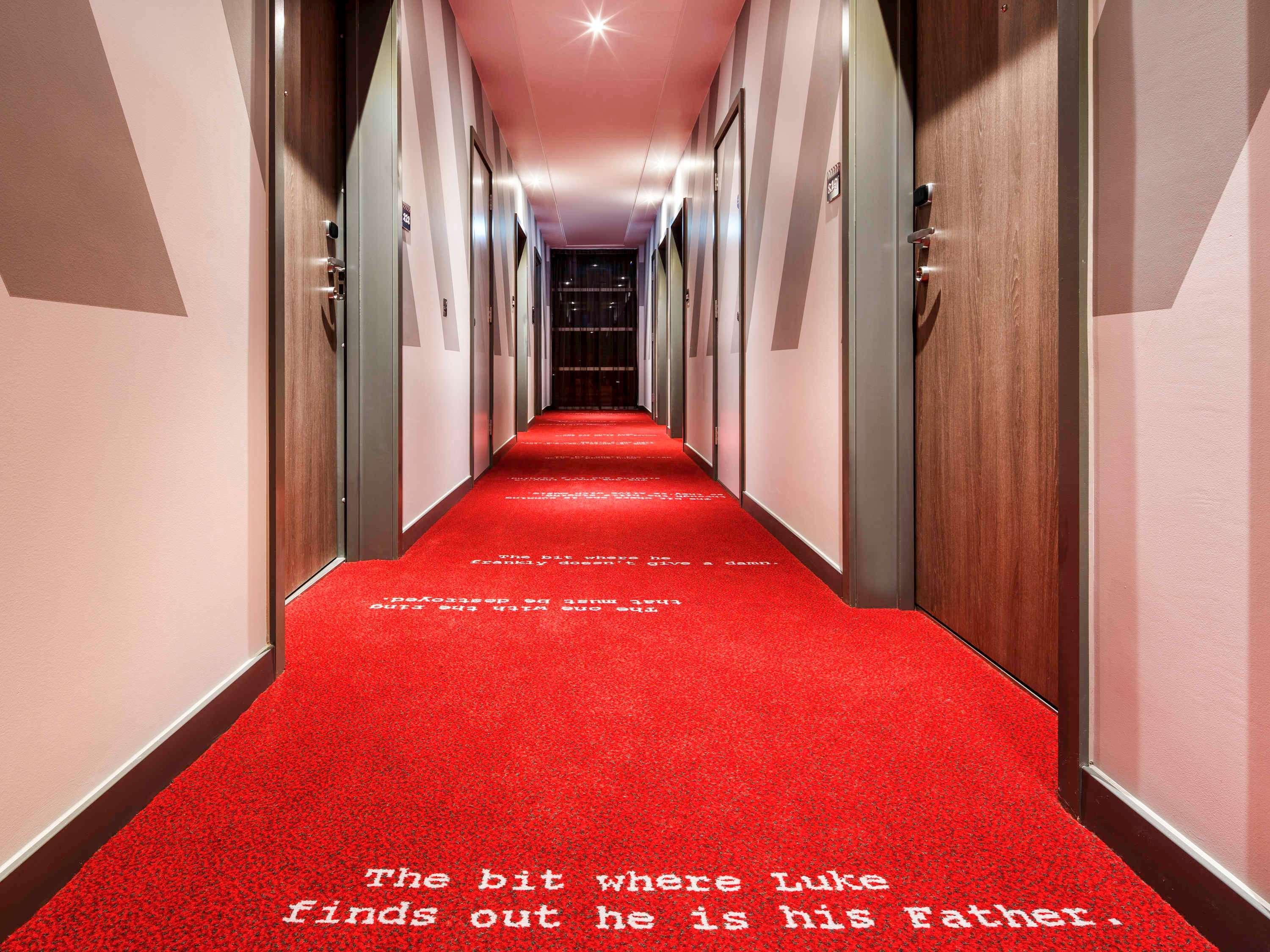 Ibis Styles London Ealing Hotel Exterior photo